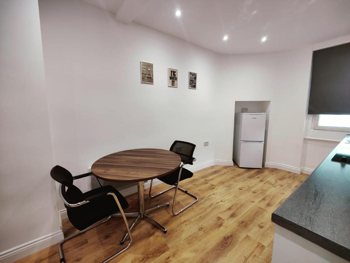 3 Bed Flat Close To Liverpool St & Brick Lane Лондон Экстерьер фото